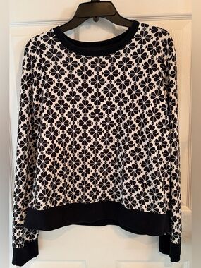 Kate Spade pullover. Worn twice. Laid flat to dry.